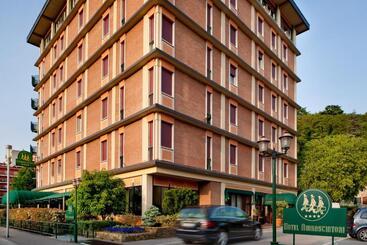 هتل Ambasciatori