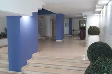 Fronte Mare Centrale Riviera Palace Giulianova Apartment Nei Mesi Di Luglio E Agosto Prenotazioni So