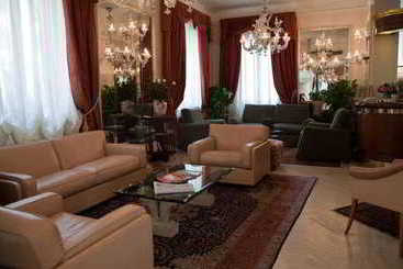 De Rose Hotel