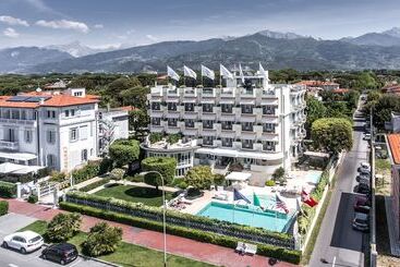 ホテル Il Negresco