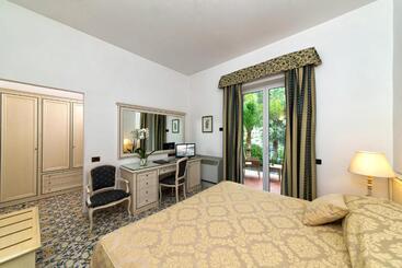 ホテル La Reginella Resort & Spa