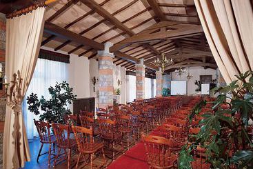 Hotel Villa Le Rondini