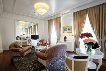 هتل Majestic Roma