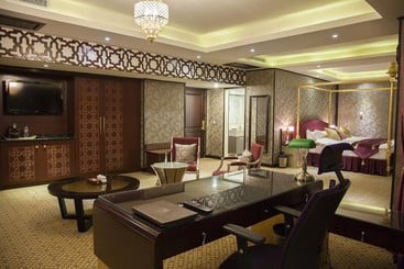 Tehran Grand Hotels