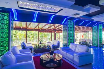 هتل Hôtel Tanjah Flandria