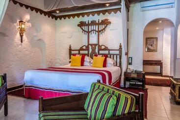 هتل Serena Beach Resort & Spa