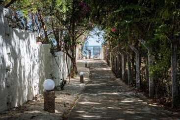 Scorpio Villas Resort