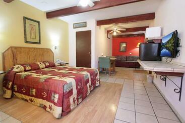 هتل Suites Kino