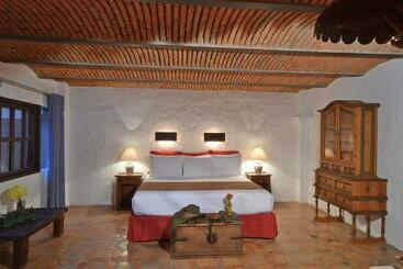 هتل Villas Danza Del Sol