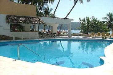 Sotavento Beach Resort