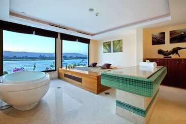 Hotel Hilton Luxor Resort & Spa