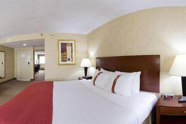 هتل Holiday Inn Allentown Center City 