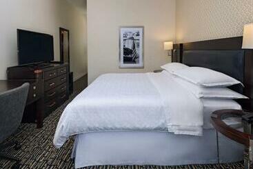 Sheraton Bellevue Hotel