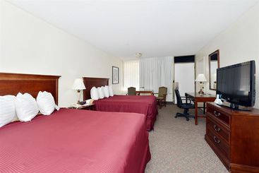 هتل Ramada By Wyndham Mesa Downtown