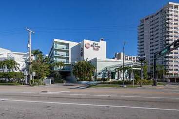 هتل Best Western Plus Oceanside Inn