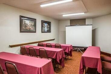 هتل Best Western Plus Raleigh Crabtree Valley