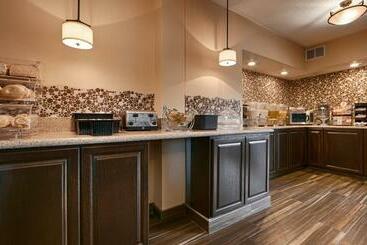 هتل Baymont By Wyndham Cedar City