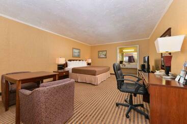 酒店 Executive Plus Inn And Suites
