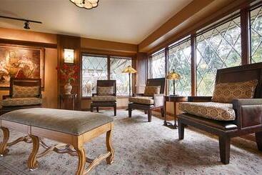 Отель The Bard S Inn, Bw Signature Collection By Best Western