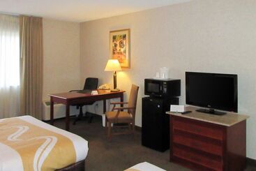 هتل Quality Inn & Suites Downtown   University Area