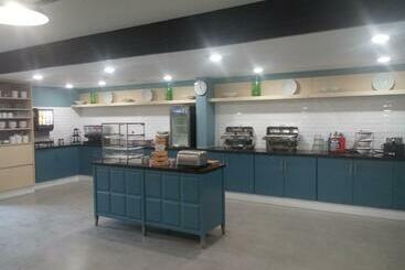 هتل Country Inn & Suites By Radisson, Greenville, Sc