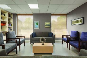 هتل Country Inn & Suites By Radisson, Greenville, Sc