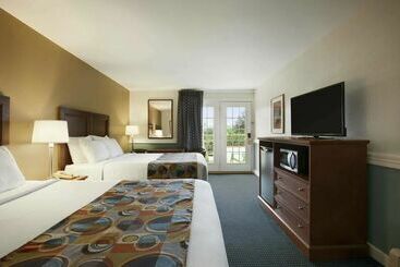 هتل Days Inn By Wyndham Shelburne/burlington