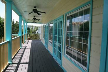 هتل Howard Johnson By Wyndham Hattiesburg