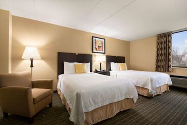 Days Hotel By Wyndham University Ave Se