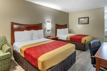 هتل Econo Lodge North Charlottesville