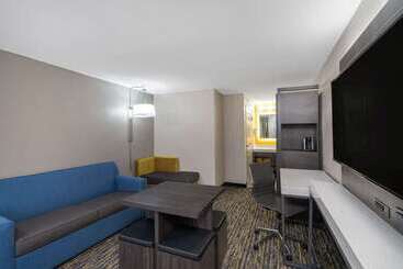 فندق Baymont By Wyndham Murfreesboro