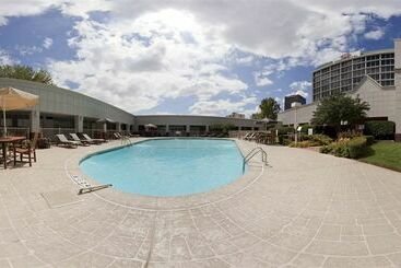 هتل Radisson  Oklahoma City Northwest