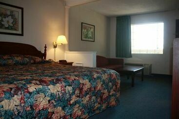 هتل Gainesville Inn & Suites