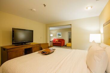 هتل Hampton Inn Atlantanorthlake