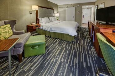 Отель Hampton Inn Charlottesville
