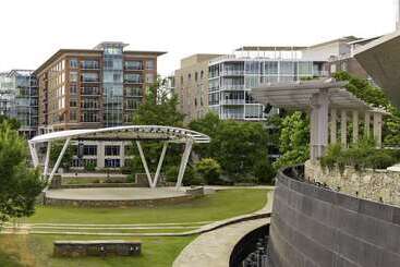 هتل Hilton Greenville
