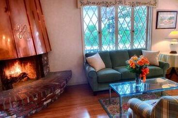 ホテル Hofsas House