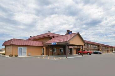 هتل Americas Best Value Inn & Suites Grand Island