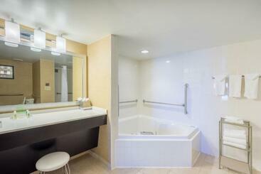 هتل Holiday Inn Baltimoreinner Harbor