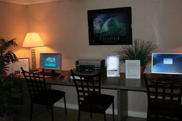 هتل Park Inn Harrisburg West