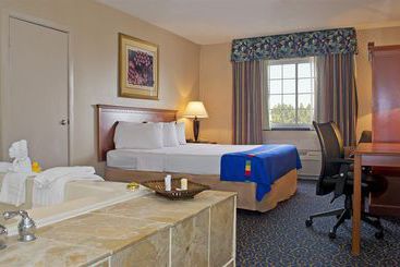 هتل Park Inn Harrisburg West