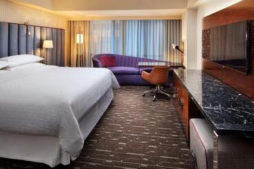 هتل Sheraton Grand Los Angeles