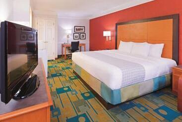 فندق Baymont By Wyndham Lubbock  Downtown Civic Center