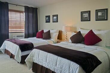هتل Rogue Valley Inn