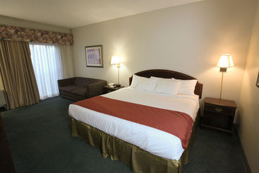 هتل Stratford Court