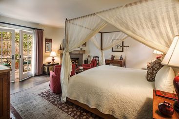 هتل San Ysidro Ranch A Rosewood Resort