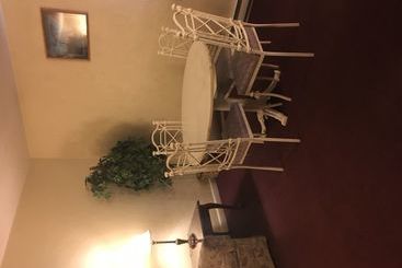 هتل Dj Main Street View Inn & Suites