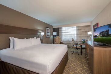 فندق Doubletree By Hilton Winston Salem University