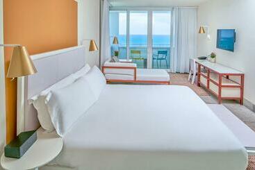 호텔 Shore Club South Beach
