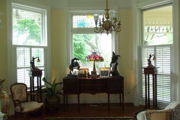 هتل Berney Fly Bed And Breakfast
